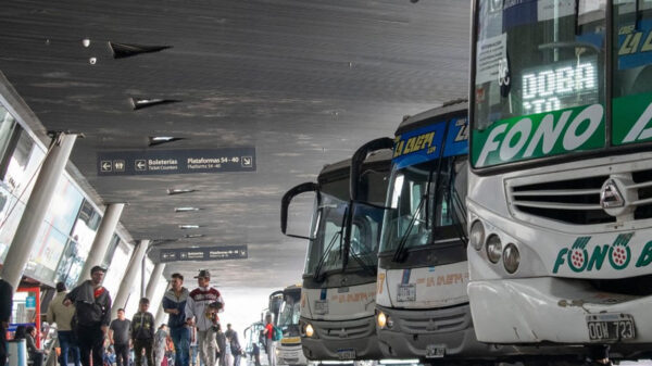 AOITA amenazó con un paro de transporte interurbano