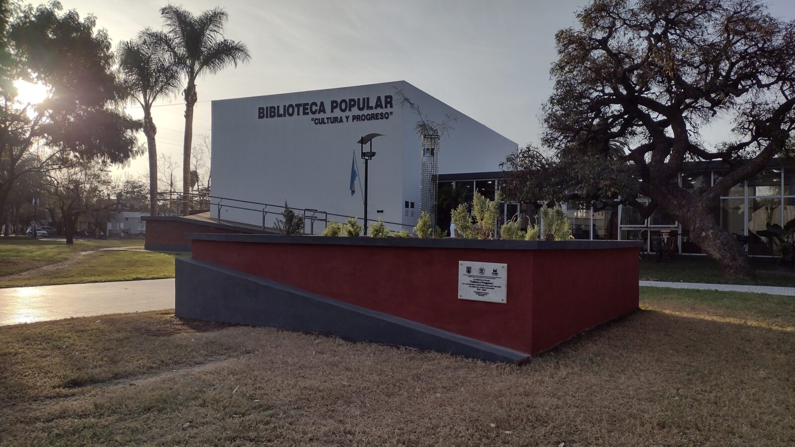 Biblioteca Popular: Comienzo de Inscripciones de los Talleres Literarios 2025