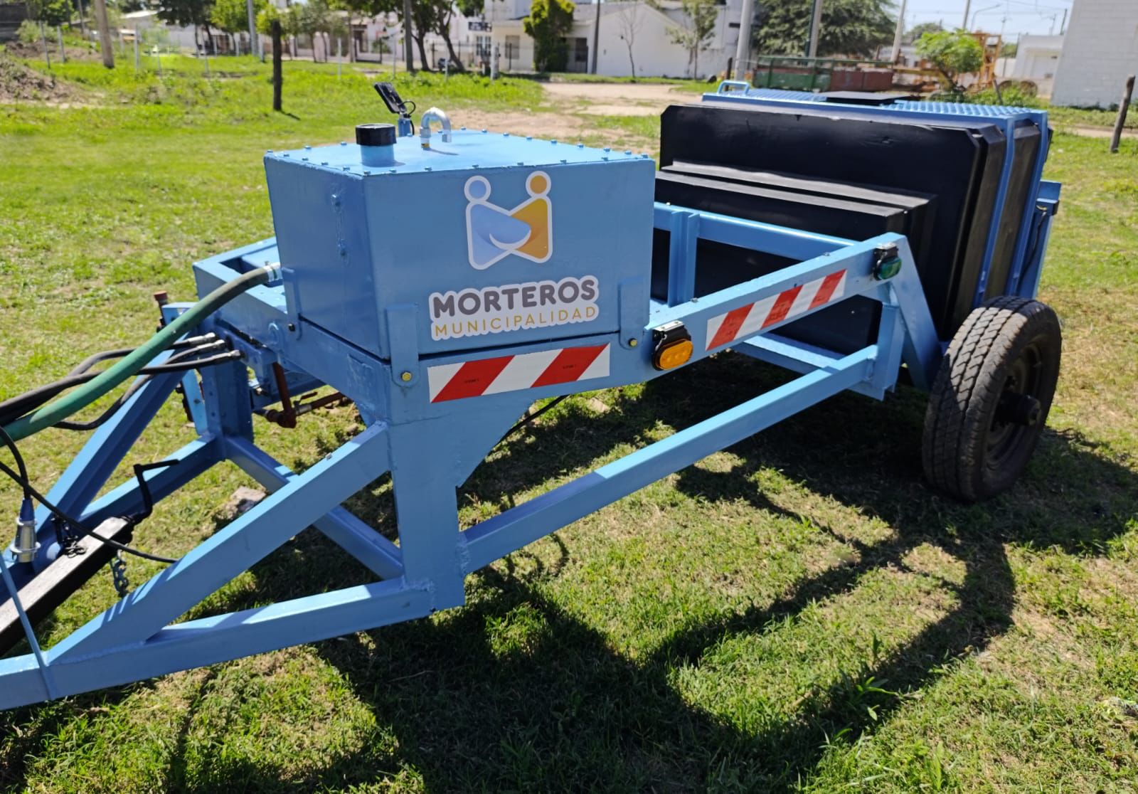 Morteros: Suman un nuevo servicio de limpieza para calles de ripio
