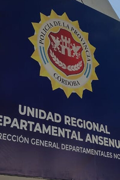 Tres aprehendidos y secuestro de un vehículo en distintos procedimientos policiales en Morteros