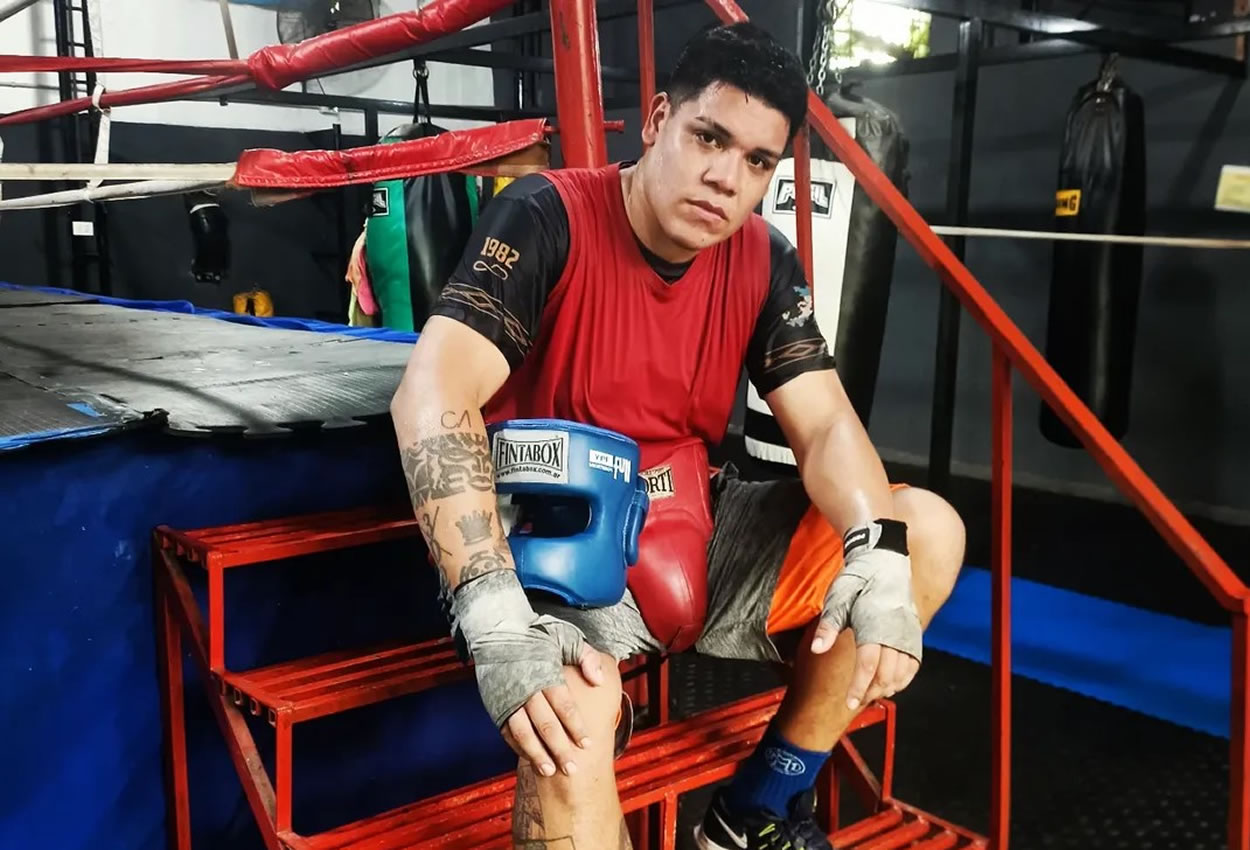 Noche de Boxeo en Tiro