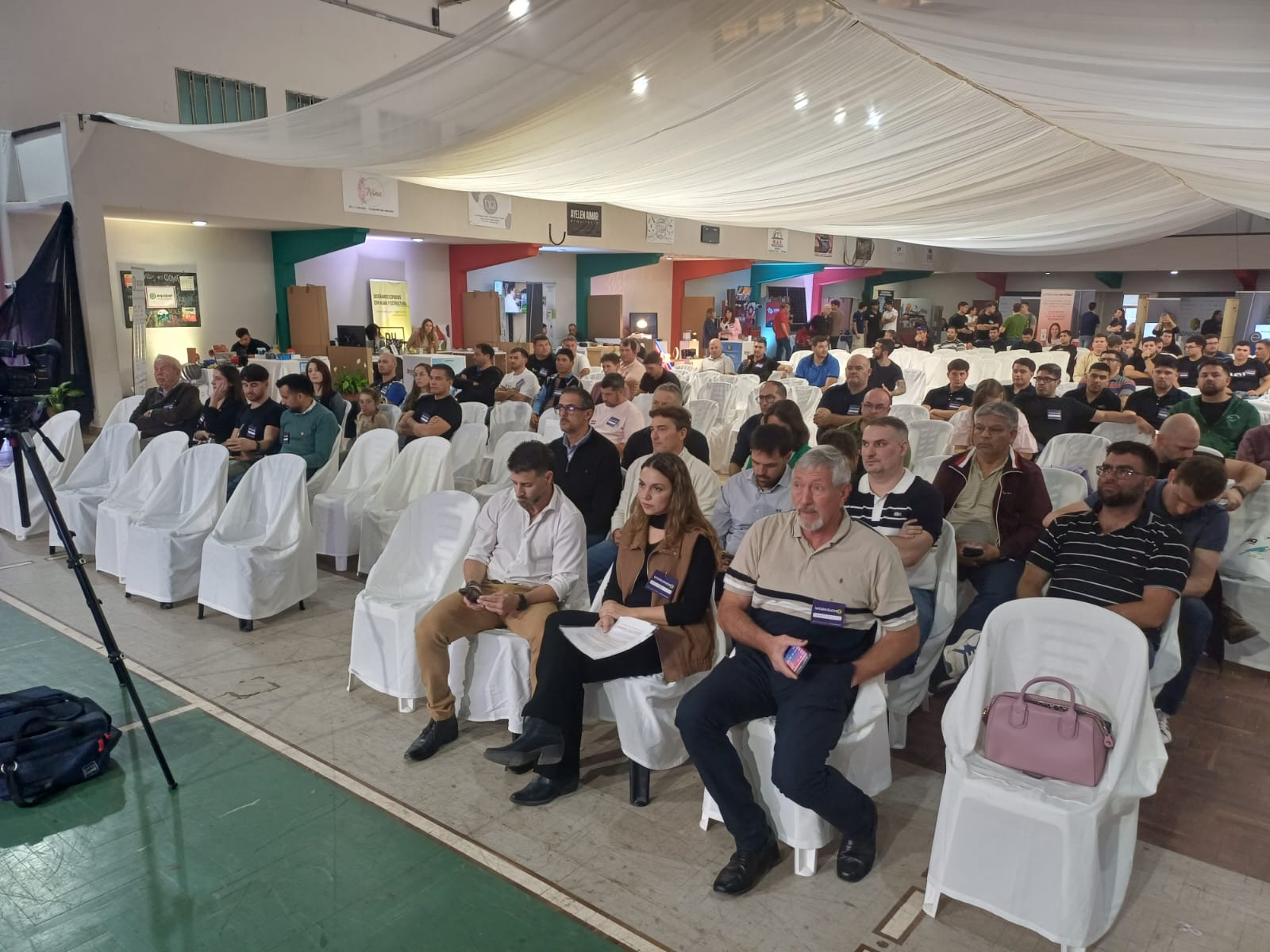 Éxito rotundo en el III Workshop de CoopMorteros: más de 350 asistentes debatieron sobre la calidad y el futuro de los servicios cooperativos