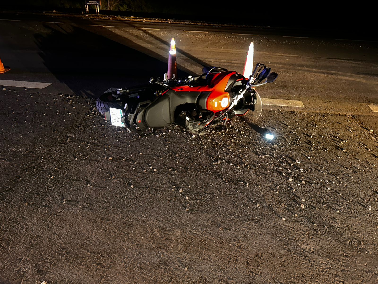 Dos accidentes de tránsito en la región: un hombre resultó gravemente herido y dos menores cayeron con su motocicleta a un canal