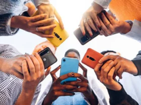Según un estudio, el 95% de adolescentes cordobeses prefiere el celular por sobre la radio o la tv