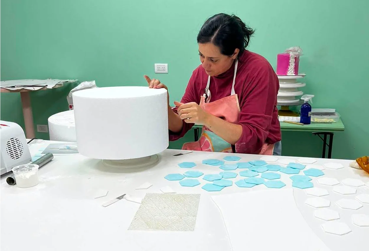 La pastelera morterense Gimena Aumada obtuvo el tercer puesto en la Expo Encuentro Dulce 2026