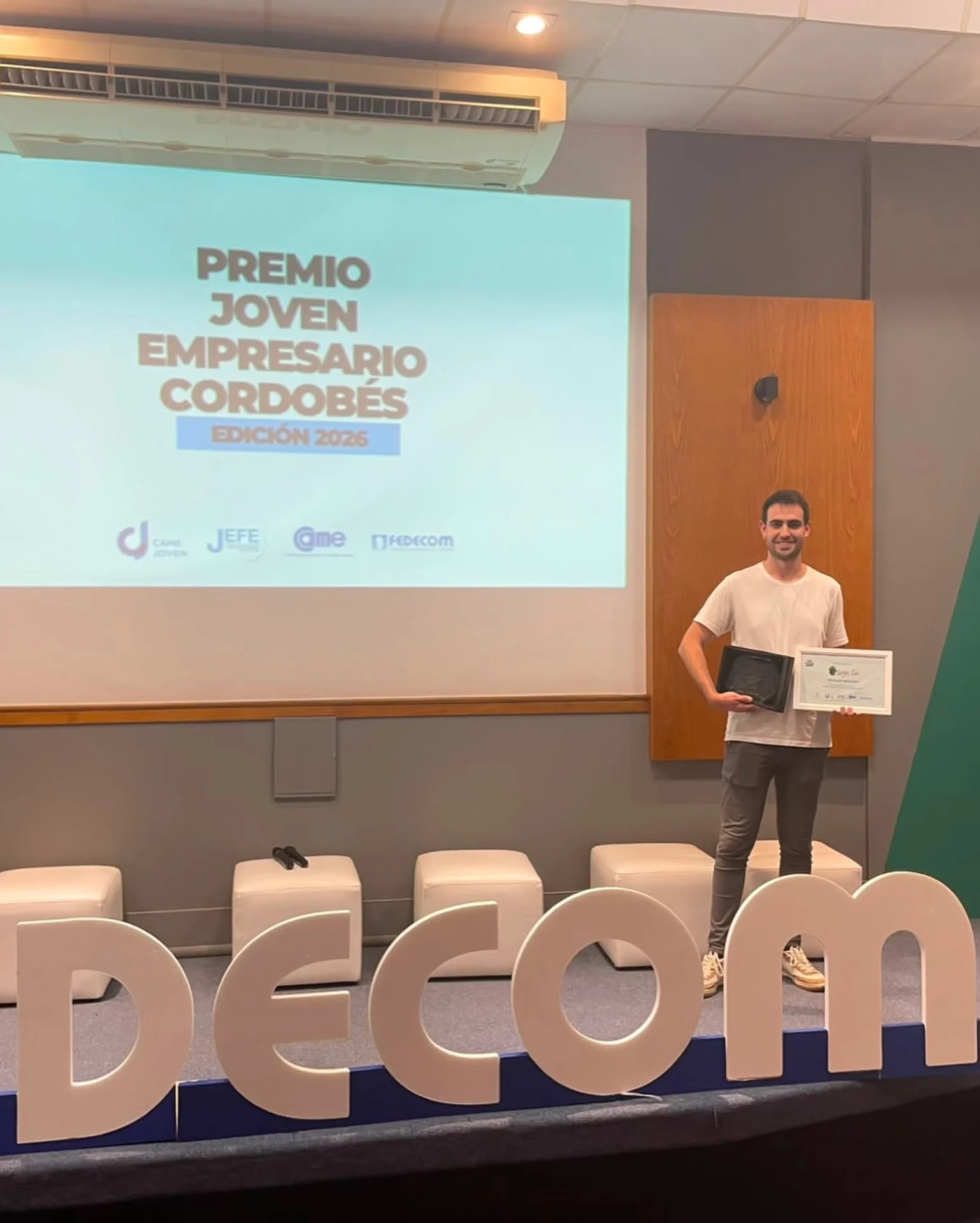 Un joven empresario de Morteros fue distinguido como finalista en un concurso provincial de FEDECOM