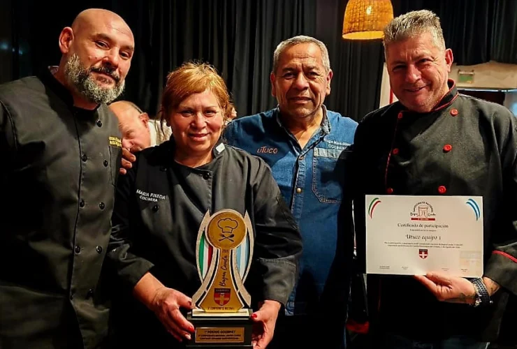 Cocineros de Morteros obtuvieron el primer puesto nacional en la categoría Gourmet con una innovadora bagna cauda