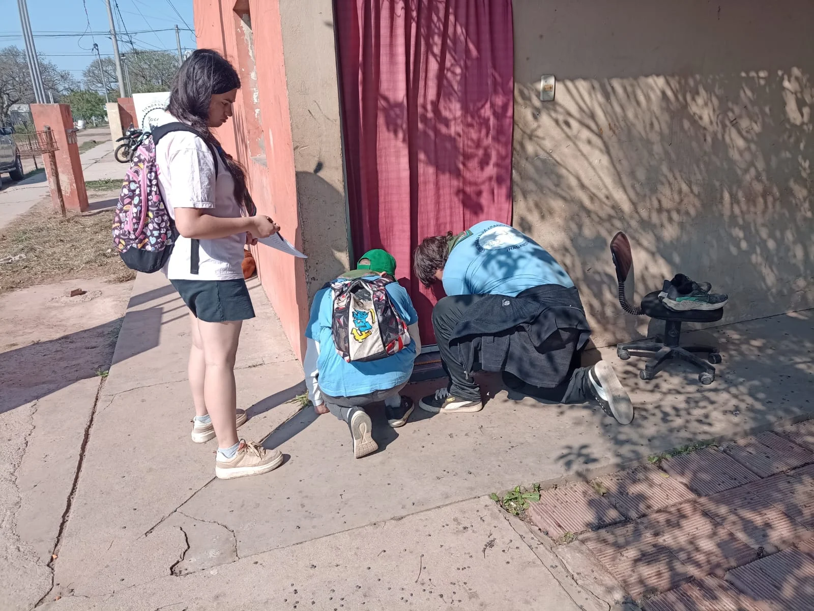 Jóvenes del Grupo Scouts Ansenuza de Morteros realizaron mediciones para construir compuertas contra el ingreso de agua