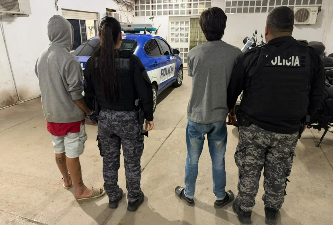 Morteros: aprehendieron a dos adolescentes tras el robo de bebidas en un comercio