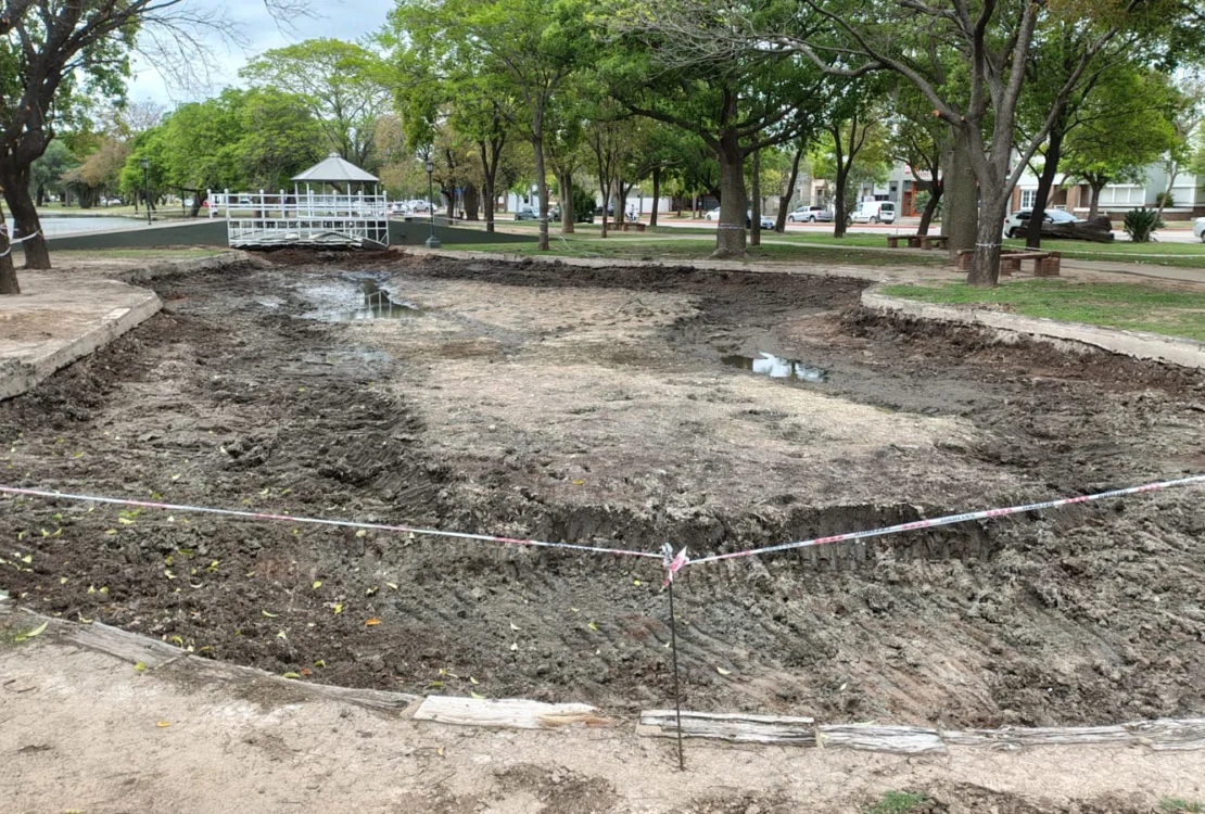 Morteros: limpian el lago norte del Parque Central y amplían la ciclovía sur
