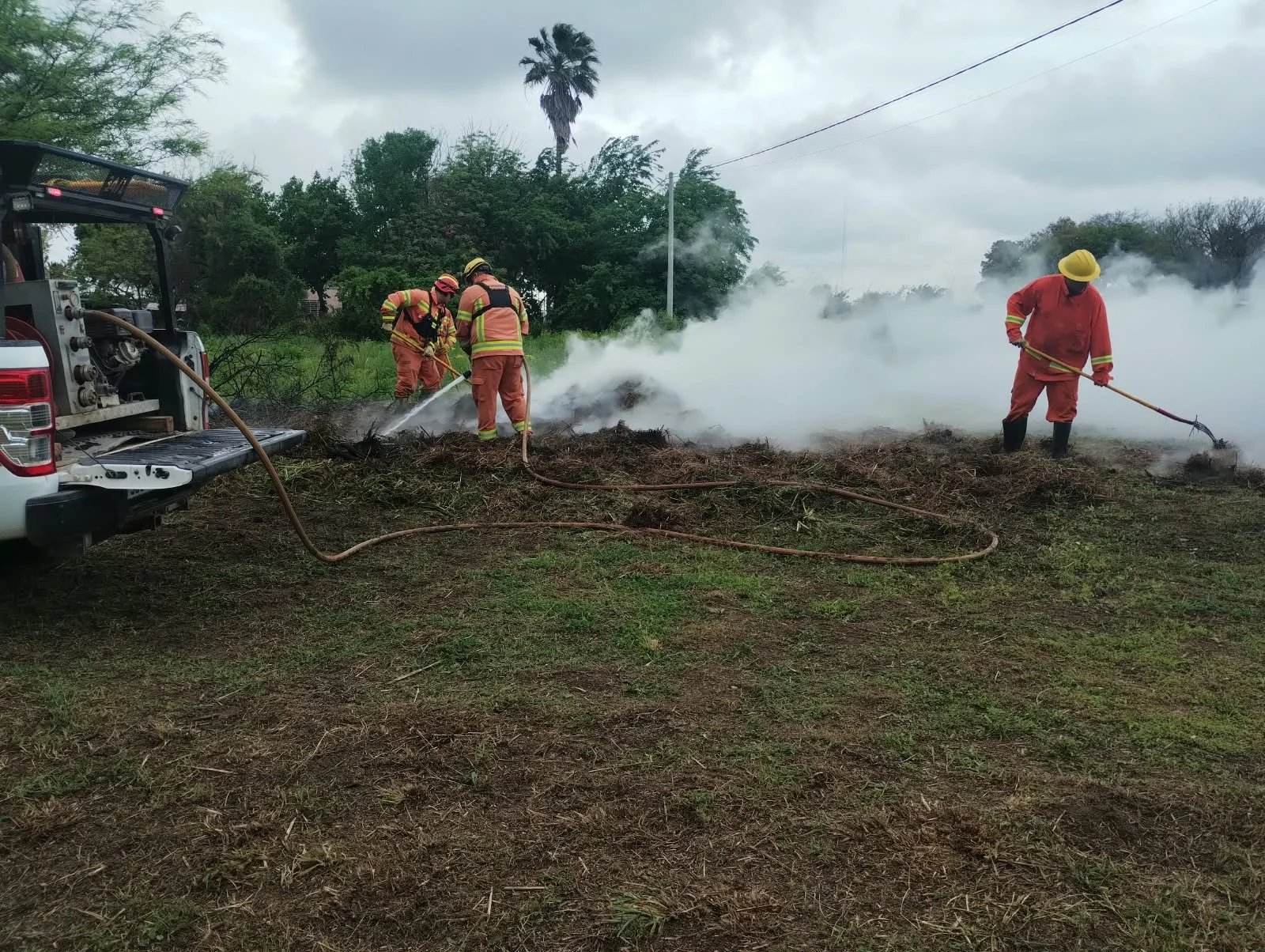Bomberos extinguieron un incendio de pastizales en Morteros